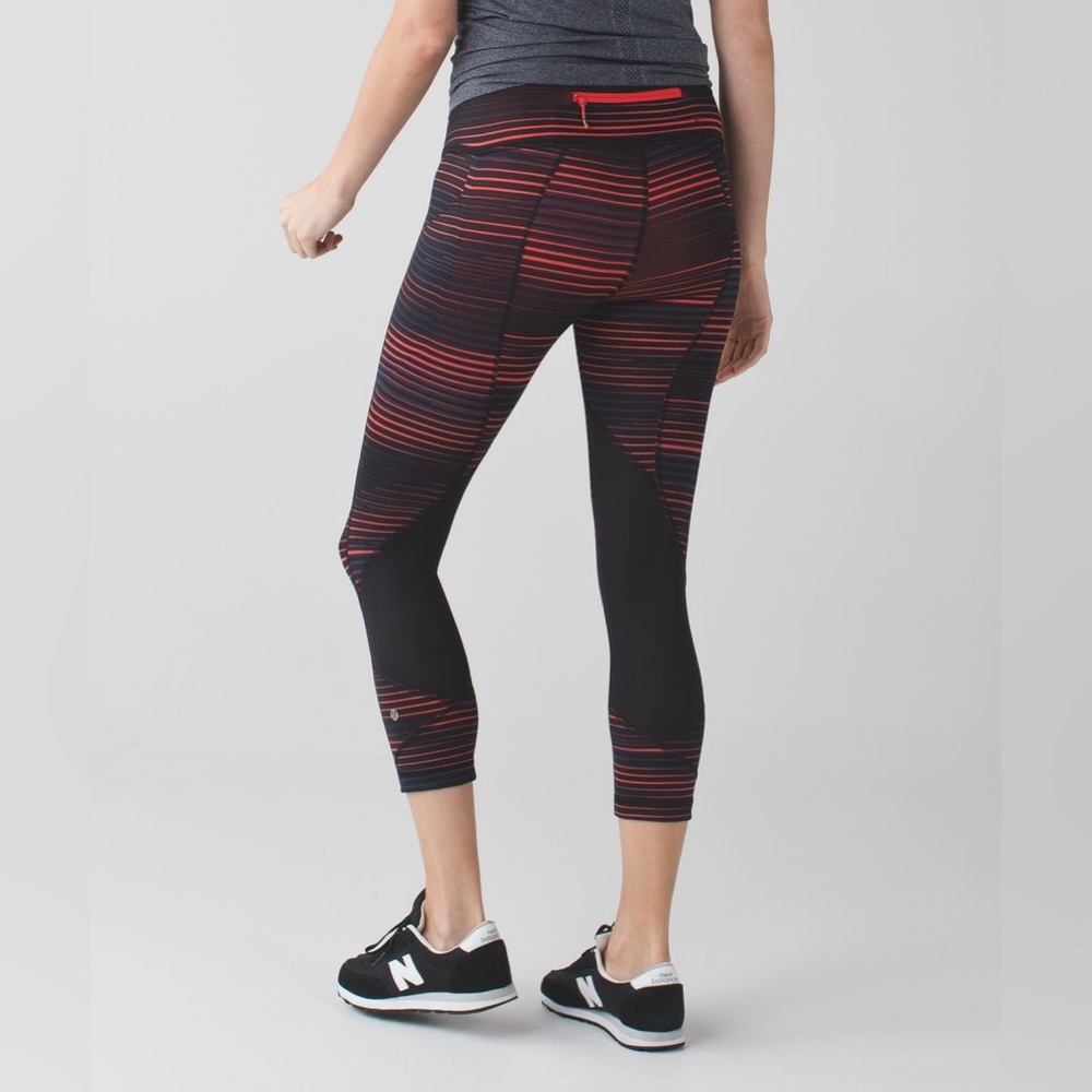 Lululemon Pace Rival Crop Full-On Luxtreme